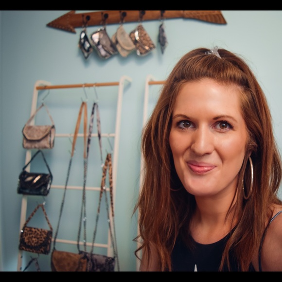 Friends call me TrendyJen🌈🦄| the endless dresser - Picture 10 of 16